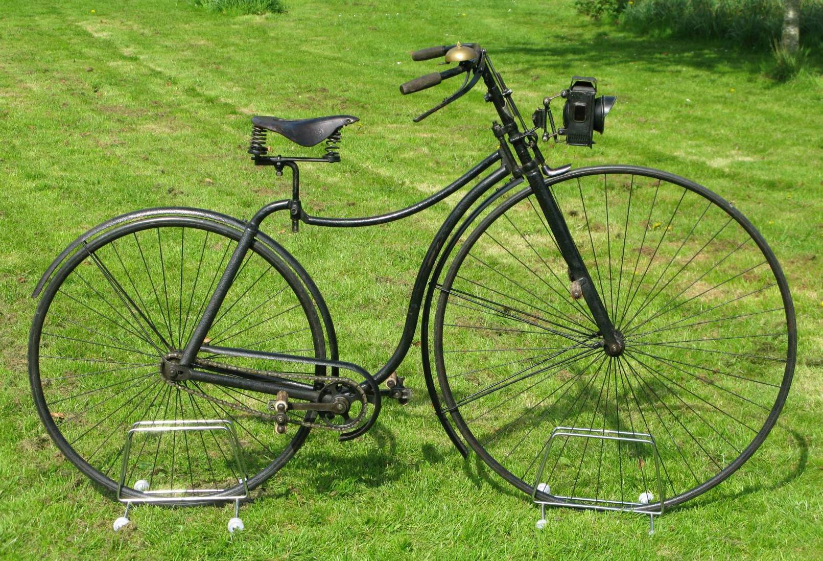 The Rover safety bicycle - Rover