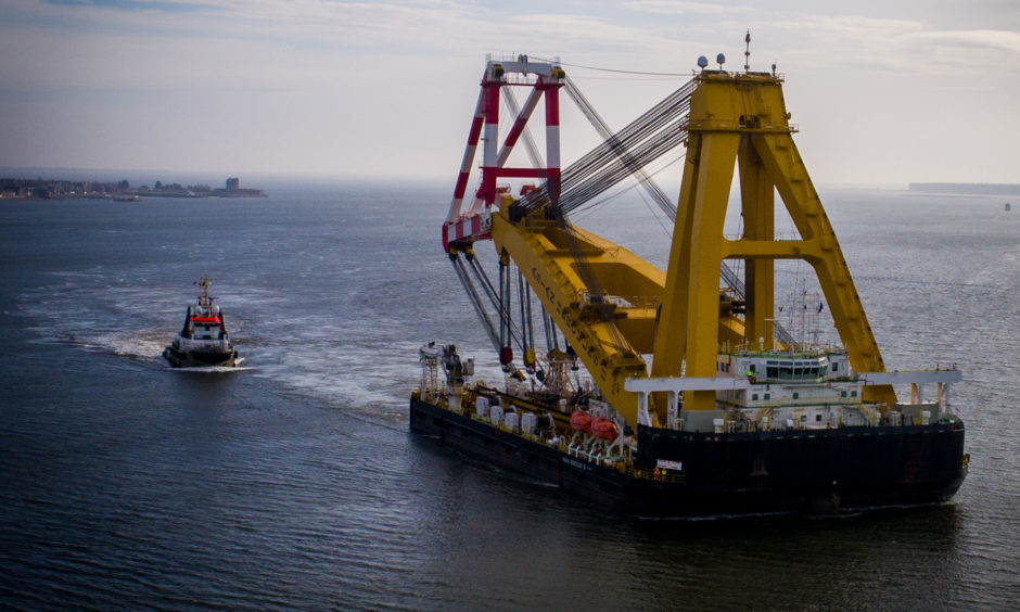 WATCH: One Of The World’s Largest Floating Cranes Arrives At Port Of ...