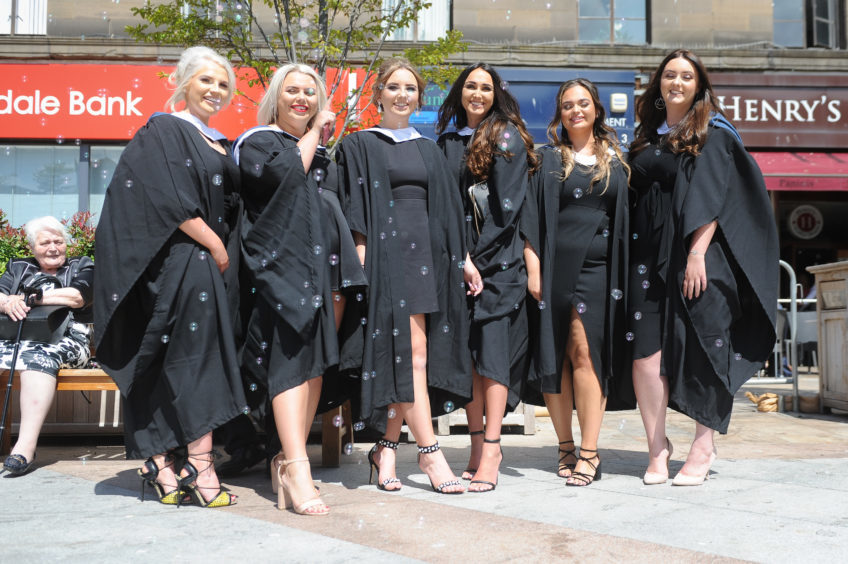 Salary delight for graduates in Dundee