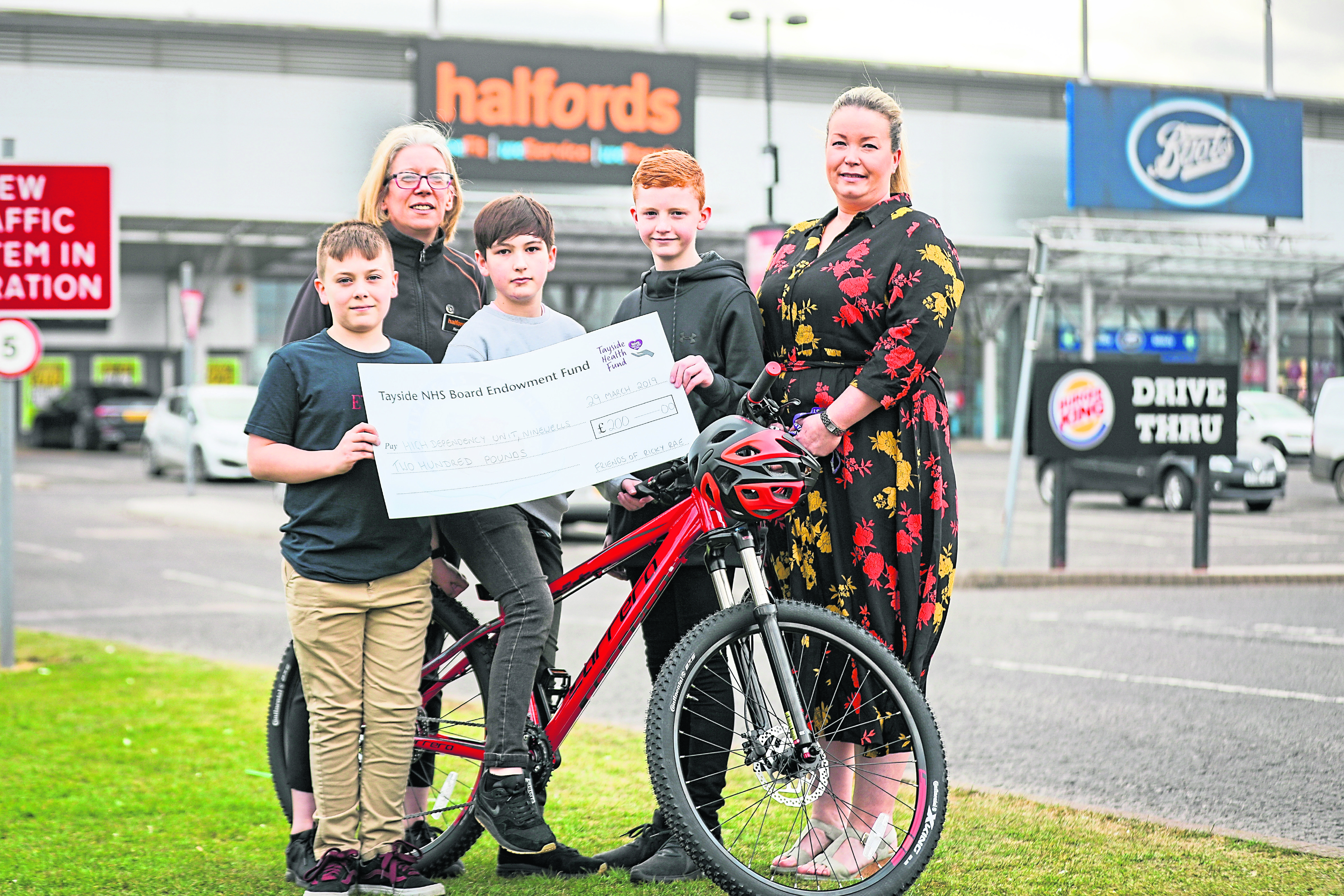 Nhs halfords 2024 bike