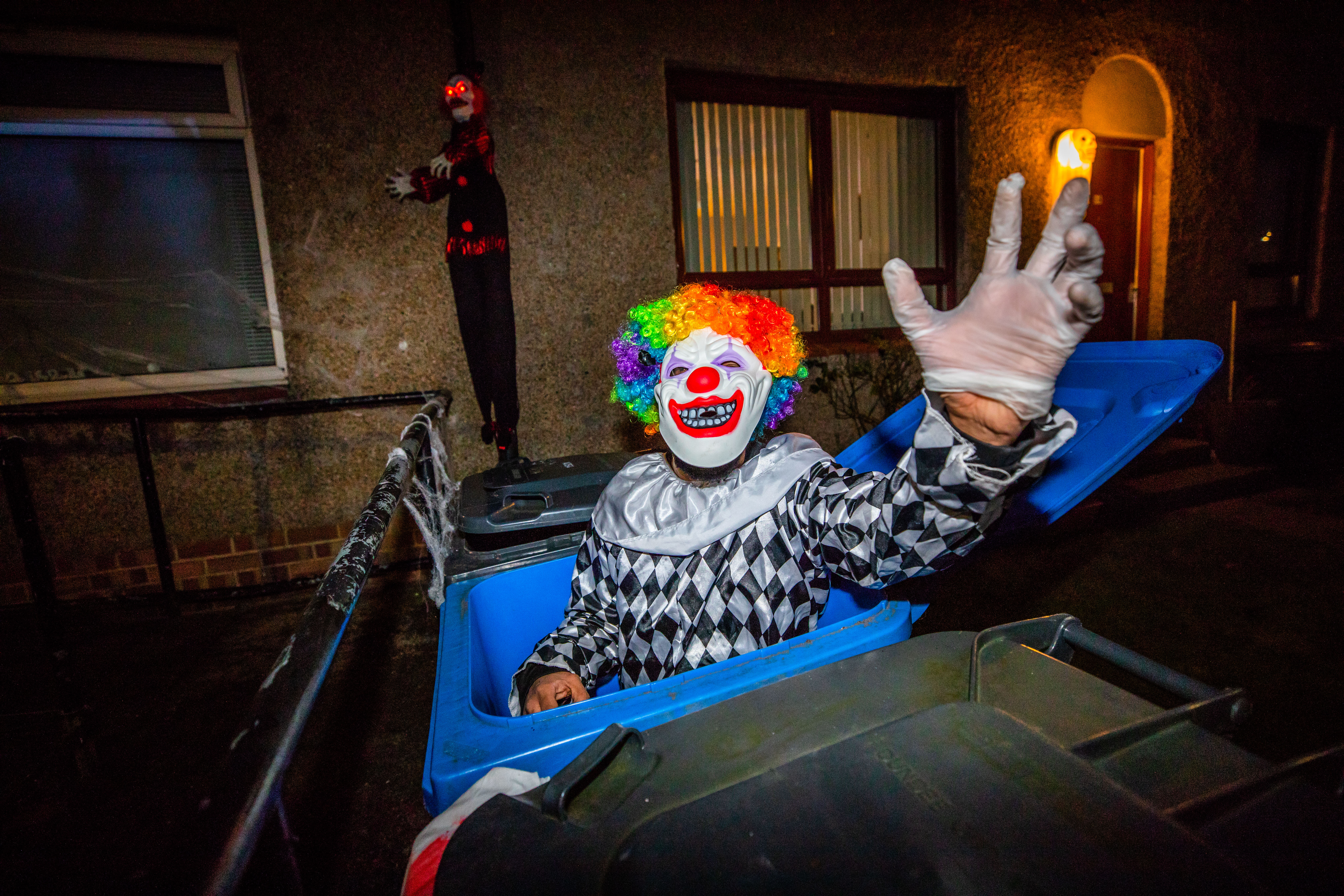 Video Check Out The Terrifying Dundee Halloween House Of