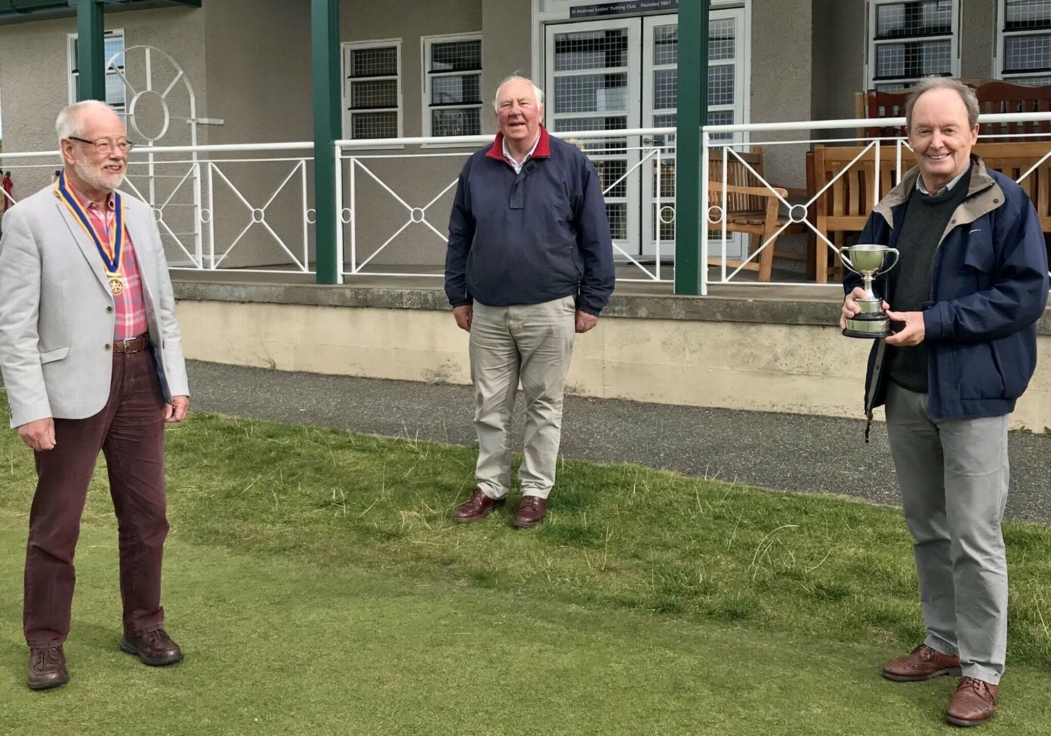 St Andrews Rotary Club defies Covid to host annual putting competition