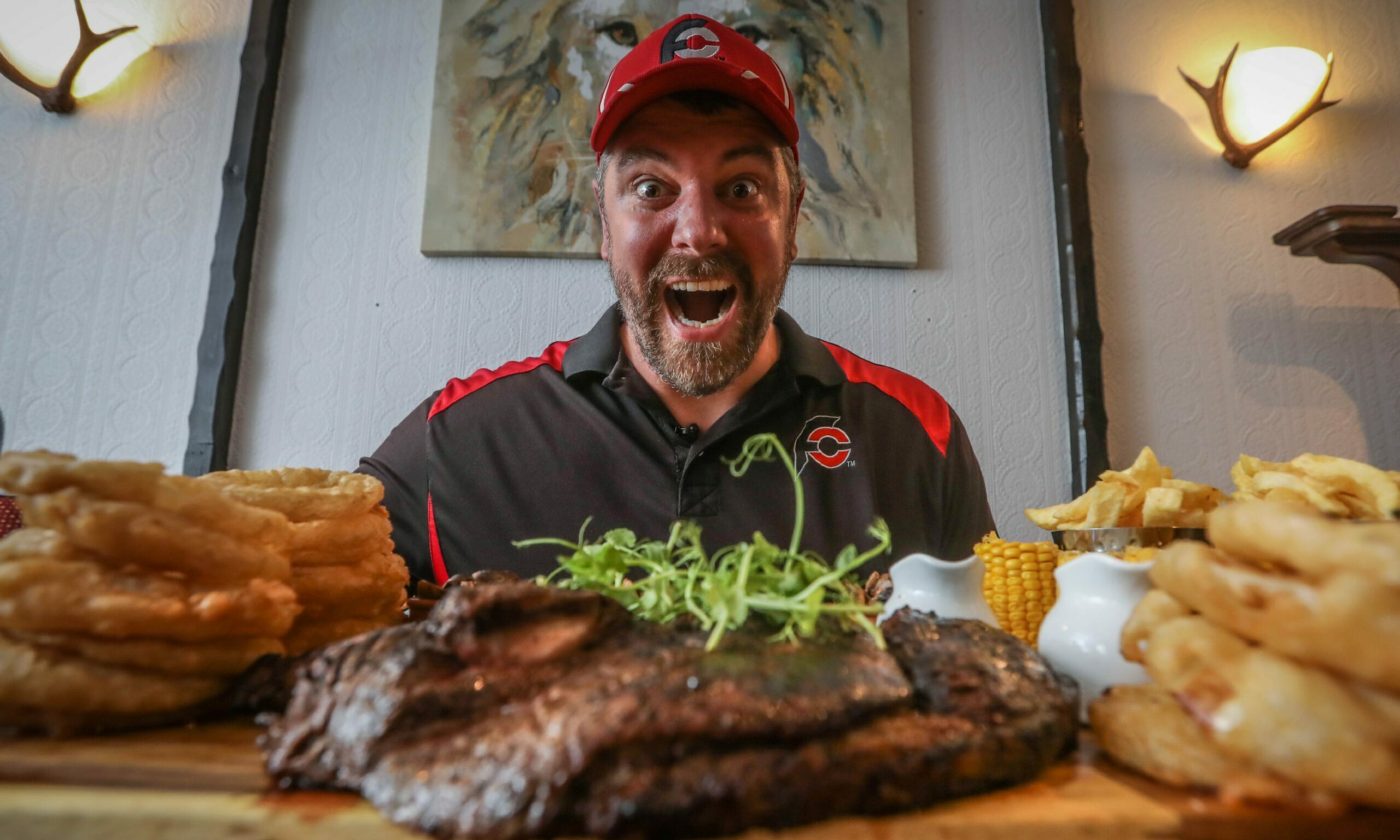 YouTuber Randy Santel completes Perth steak-eating challenge