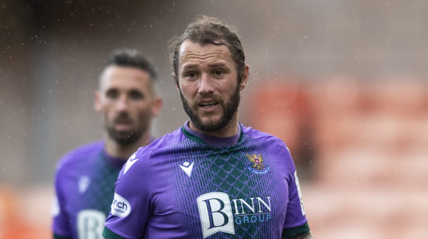 St Johnstone striker Stevie May signs new deal through to 2025