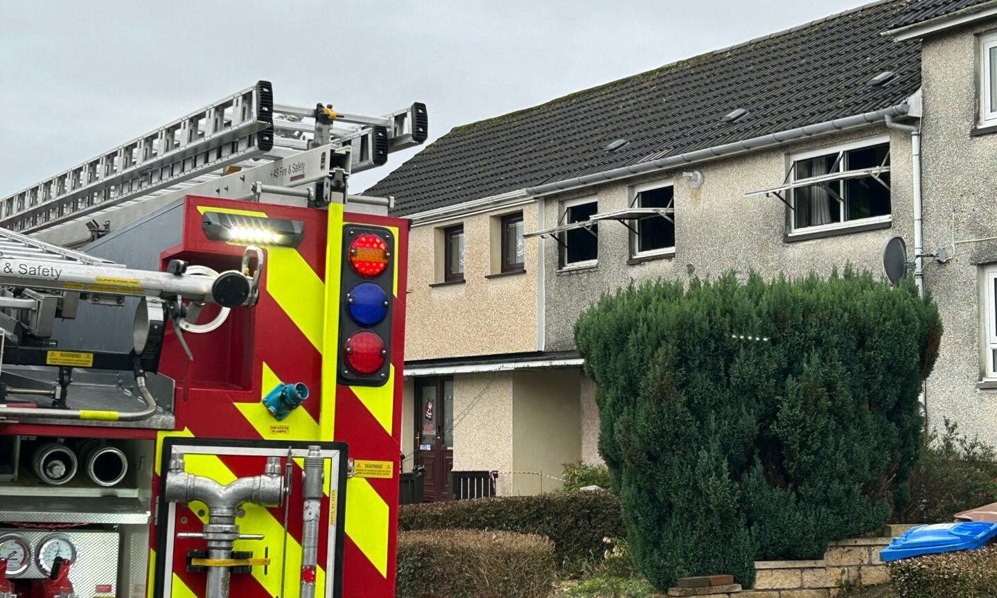 Man injured after fire breaks out in Rosyth house