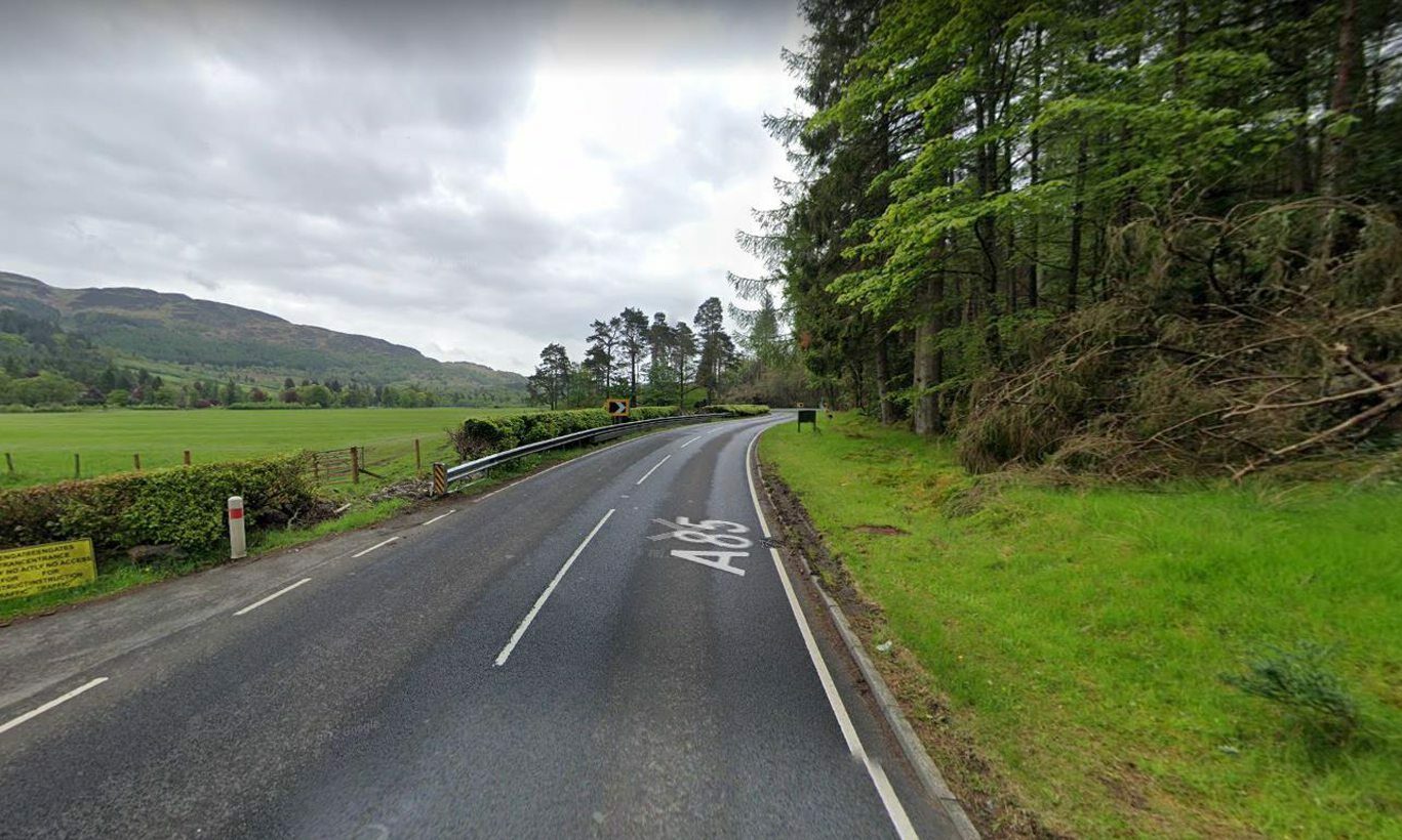 Two men taken to hospital after crash on A85 near Comrie