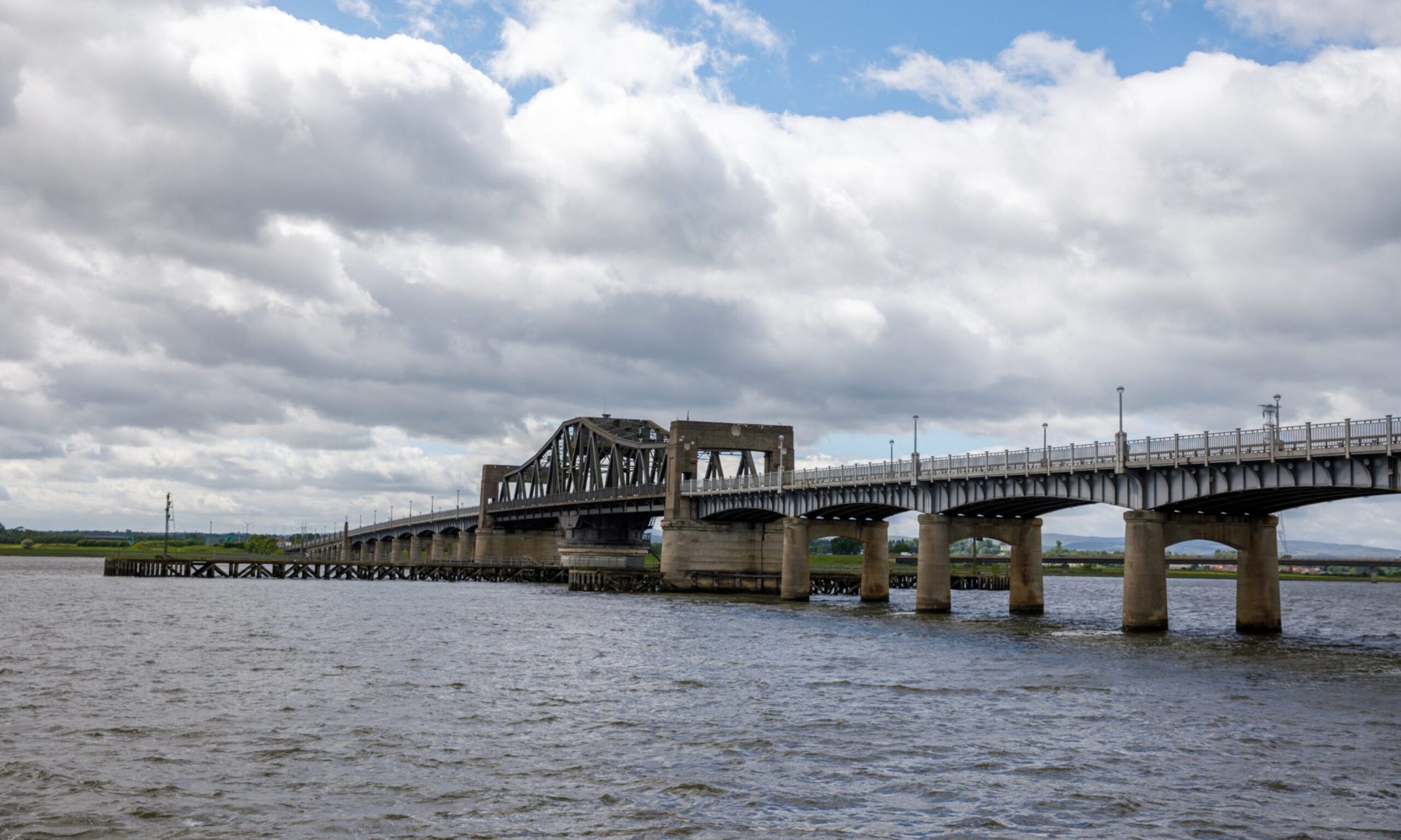 Kincardine Bridge reopens after police incident