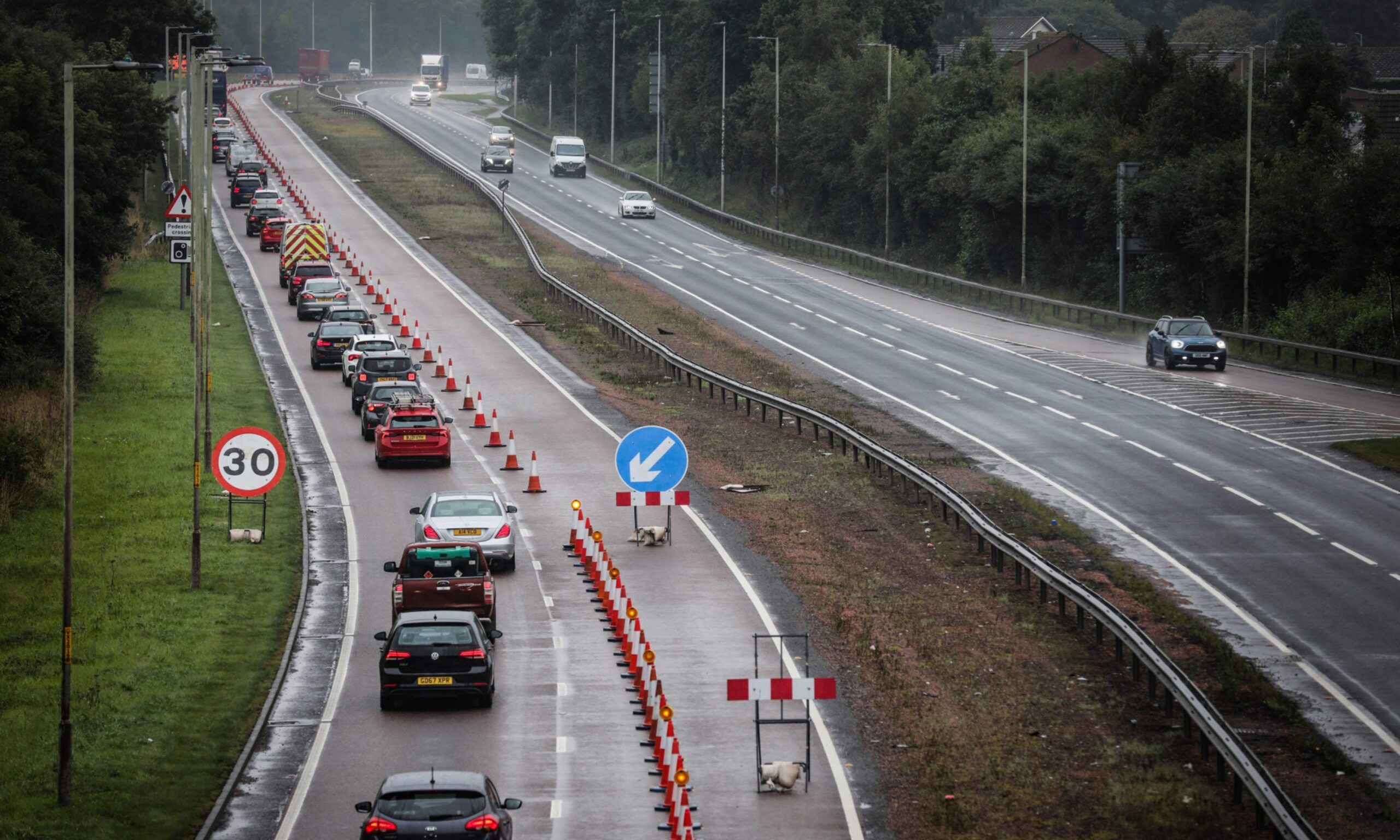 Disruption on A90 for resurfacing work near Inchture