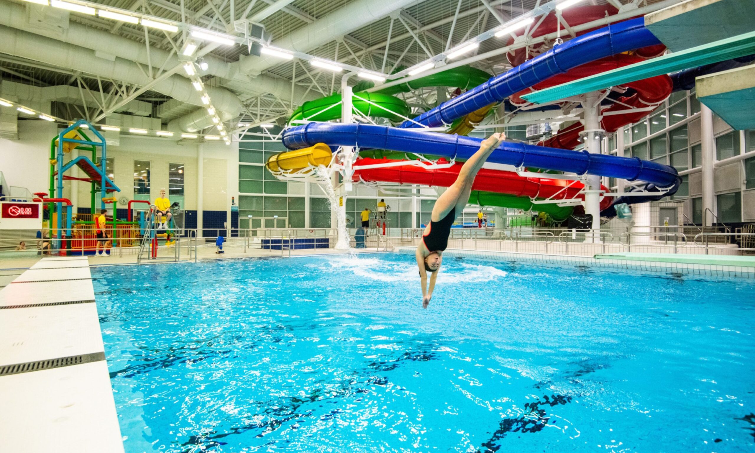 New blow for Dundee s Olympia swimming pools as rust confirmed