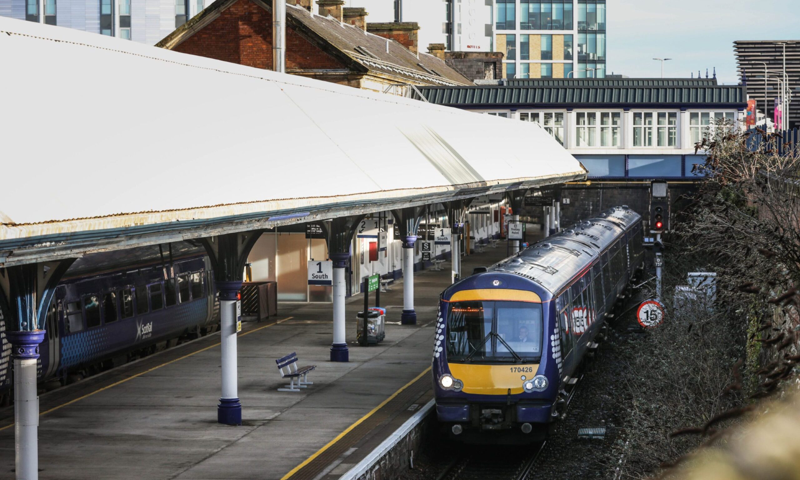 Buses replace trains from Dundee to Aberdeen this Sunday