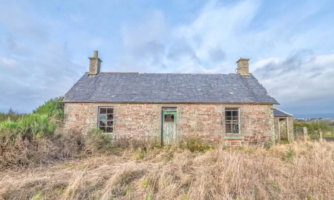 Stone bothy in rural Angus a fantastic fixer upper