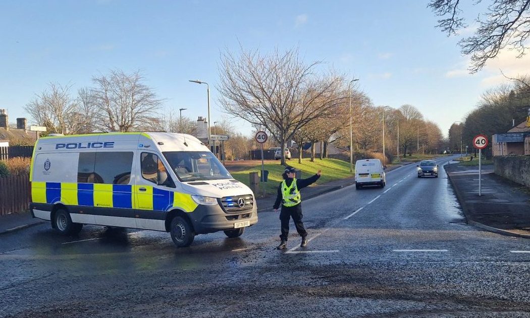 Water rescue unit called as Claverhouse Road in Dundee closed