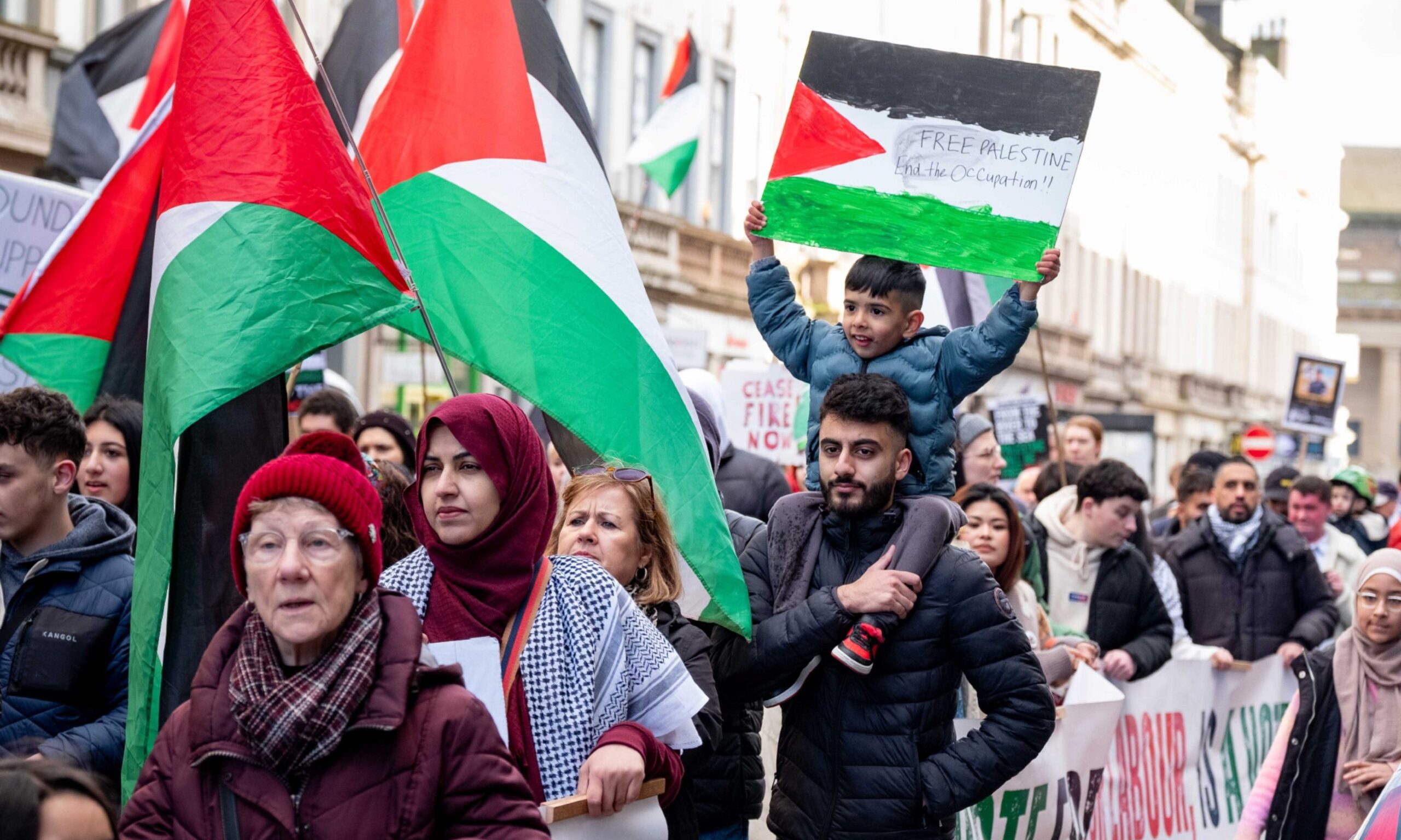 Should Dundee fly Palestine flag in solidarity with twin city Nablus?