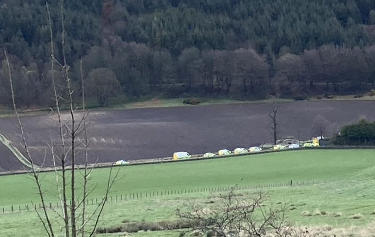 Women taken to hospital after two-car crash on B996 near Kelty