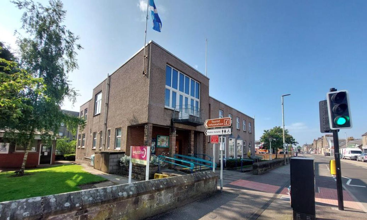 Closing date looming for offers on £175k Monifieth Library building