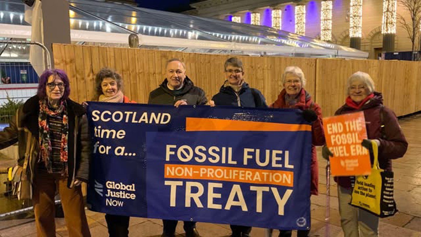 Dundee City Council back campaign to end use of fossil fuels