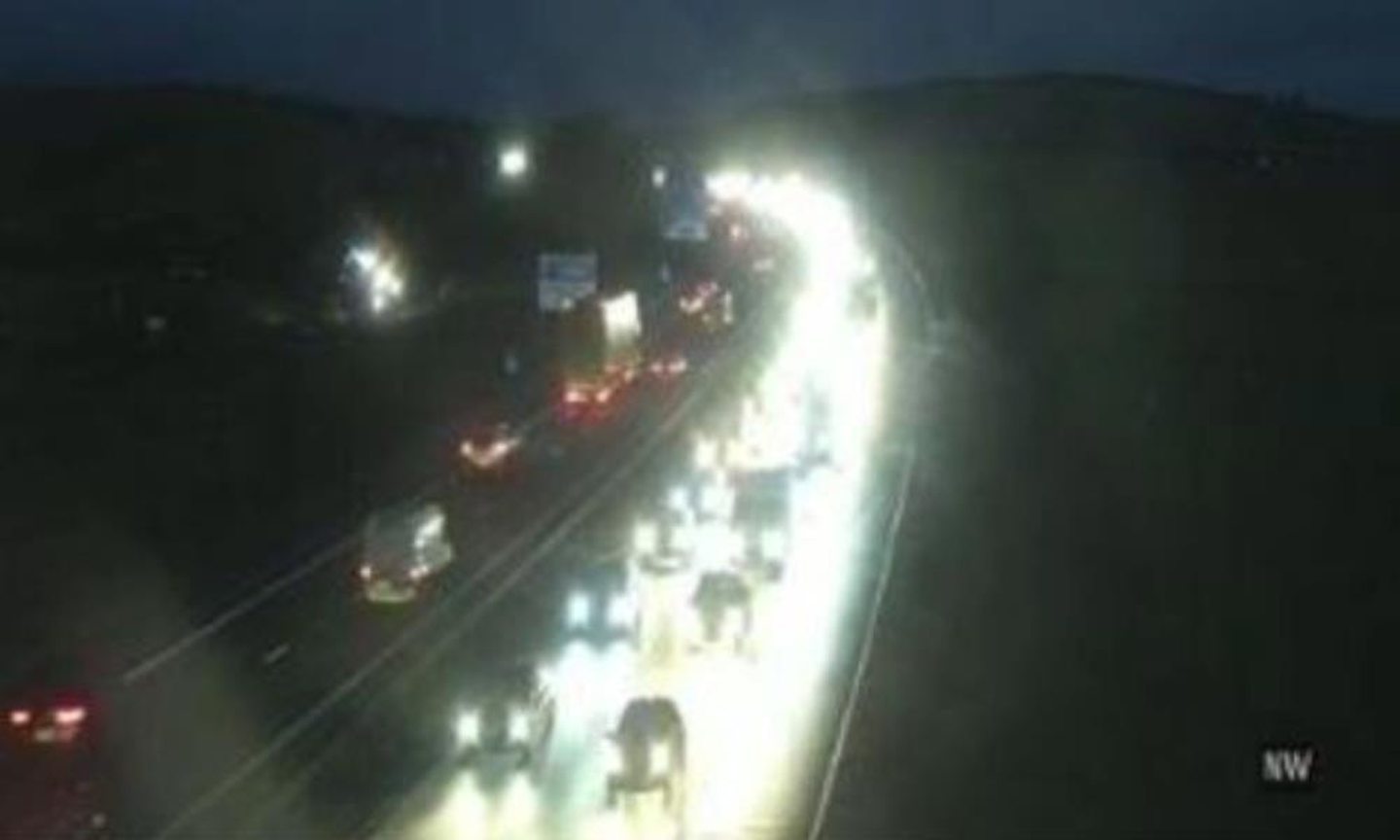 Delays on M90 near Dunfermline after 3-vehicle crash