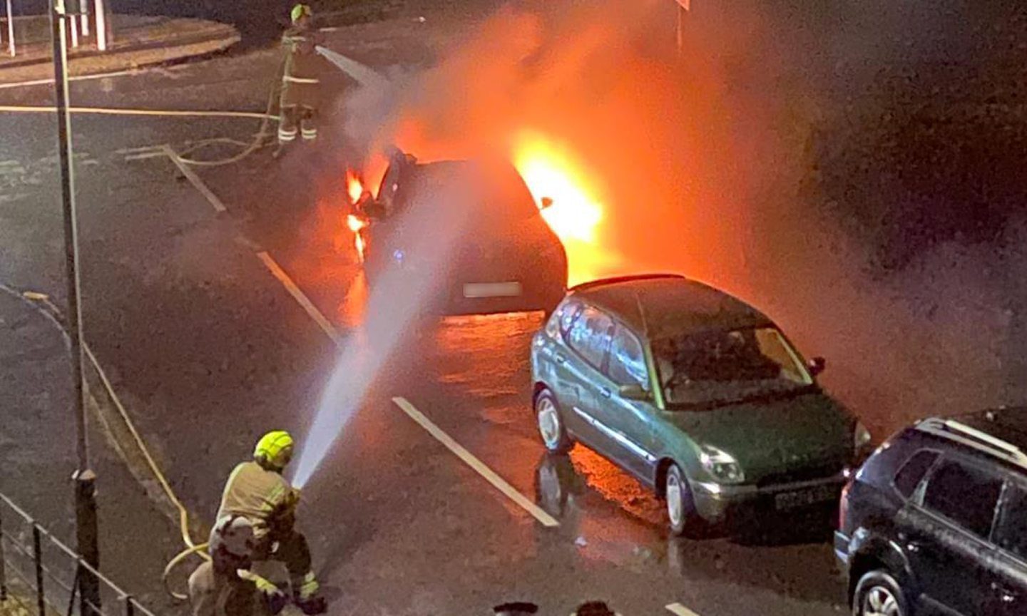 Car fires in Charleston, Dundee, ‘like a movie’