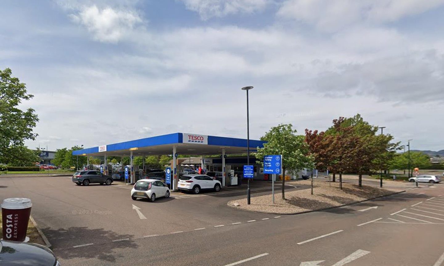 Teen arrested after petrol station crash and police chase in Dundee