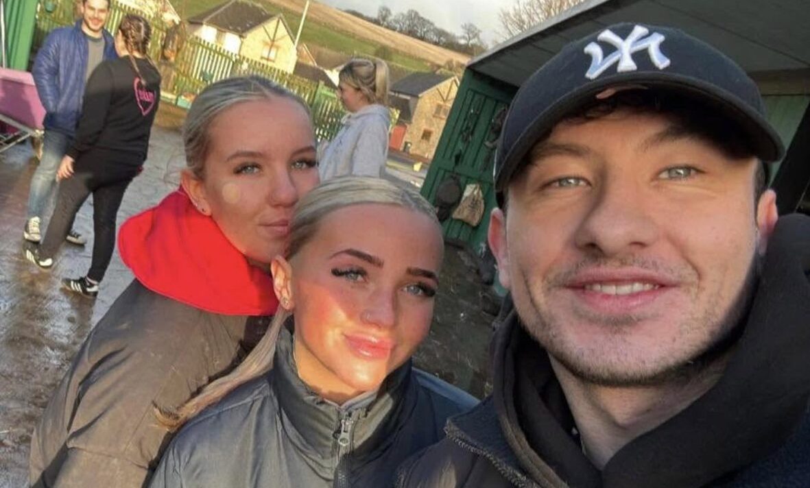 Barry Keoghan visits Dundee stables