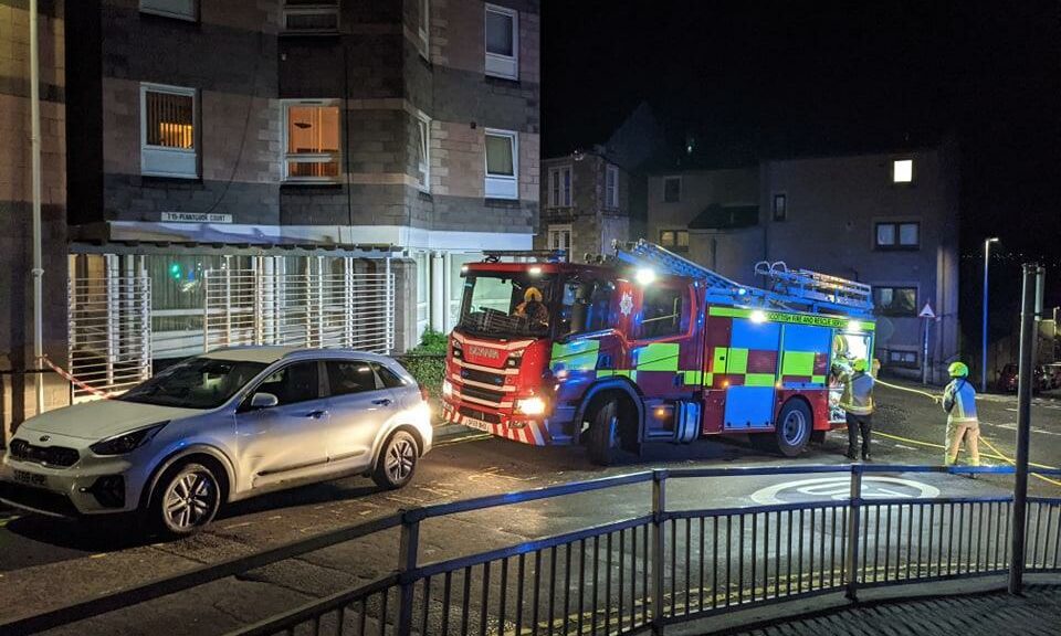 Emergency crews respond to reports of Dundee building fire overnight